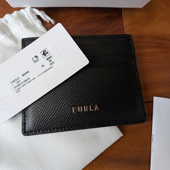 Furla Leather Card Holder with PinMount logo + Dust Bag New in Logo Box ❤️ - Picture 4 of 5